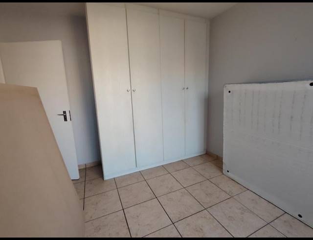 2 BEDROOM PROPERTY TO RENT IN CLUBVIEW